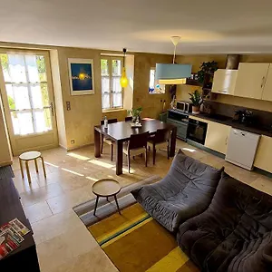 Le Jardinet De Rosa Maison De Village Hébergement de vacances