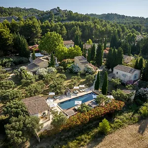 Hotel Les Petites Maisons - Hameau Des Baux, Paradou